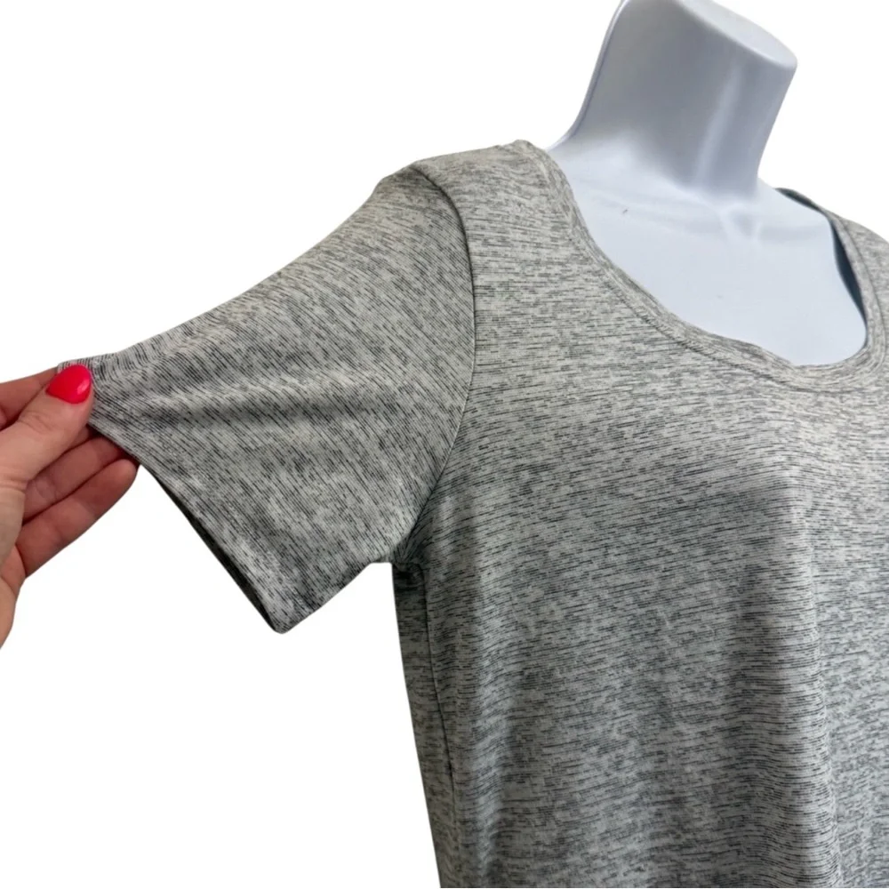 Nike‎ Women’s Dri Fit Legend Scoop neck training top size M